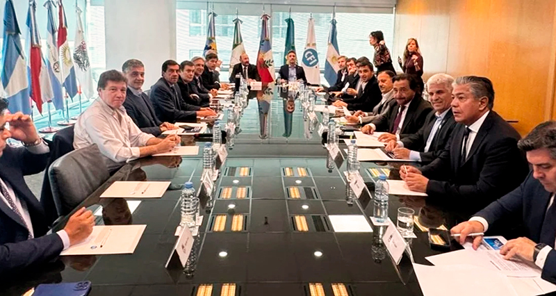 Gobernadores reunion cfi 2noviembre2025