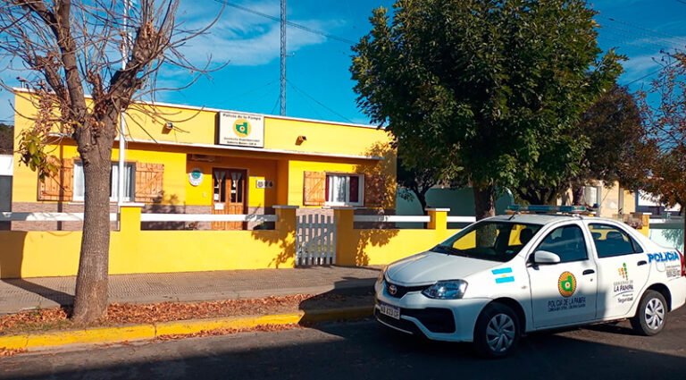 ColoniaBaron comisaria patrullero 13enero2026