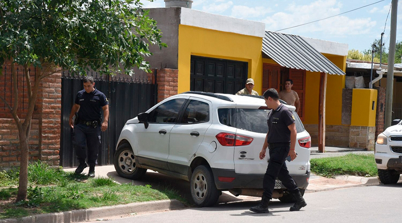 Ford EcoSport detenidos persecucion SantaRosa 17enero2026