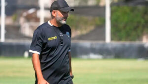 RosellHernan entrenador Liniers BahiaBlanca 5enero2026