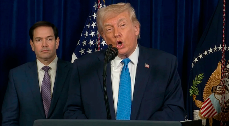 TrumpDonald conferencia ataque gesto Venezuela 3enero2026