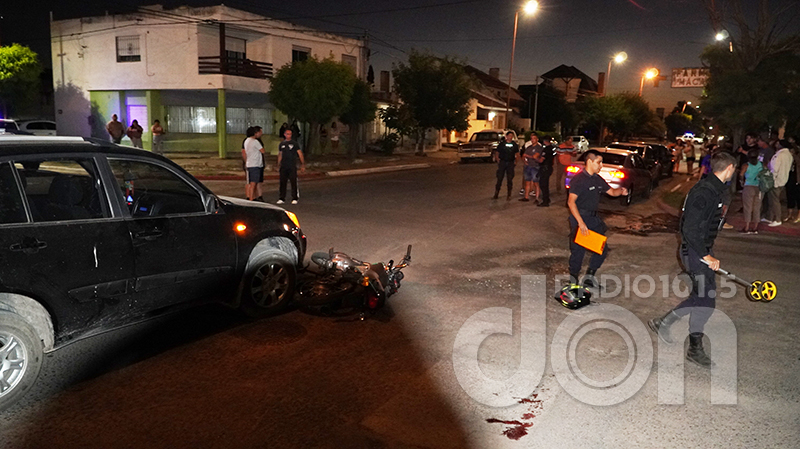 Choque triple auto moto camioneta 18enero2026