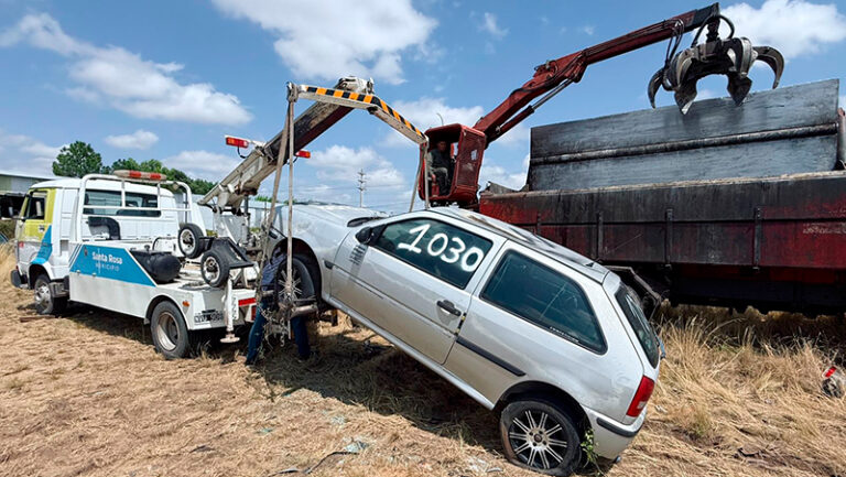 Compactacion auto SantaRosa 7enero2026