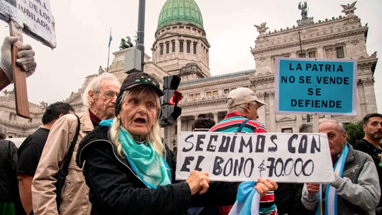 Jubilados marcha carteles 29enero2026