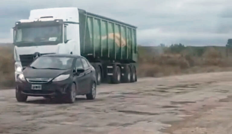 Rutanacional151 camion auto deterioro 8enero2026