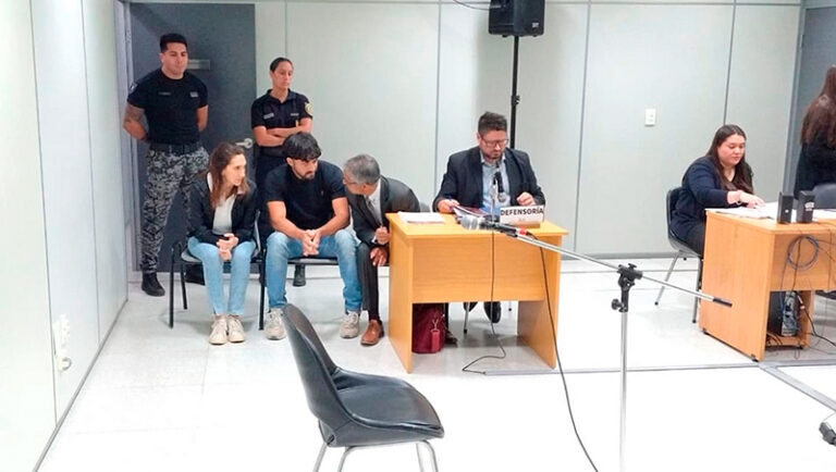 Aksa constructora duenios estafas viviendas 15febrero2026