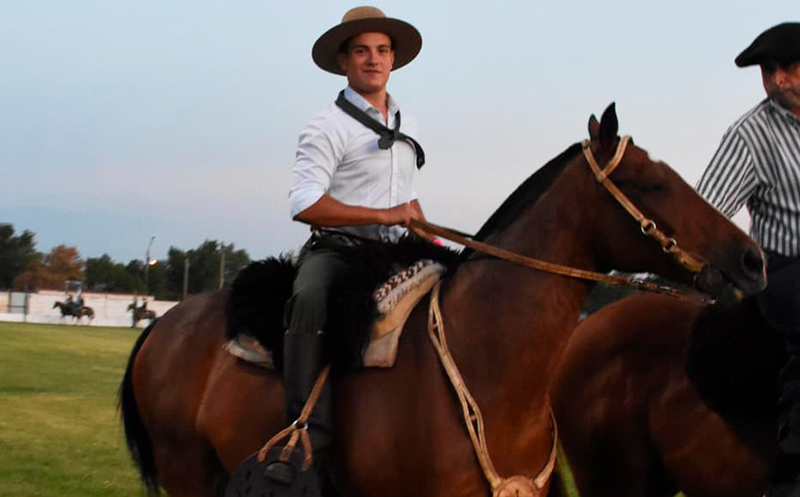 GoyaSamuel vasco estudiante cabalgata 7febrero2026