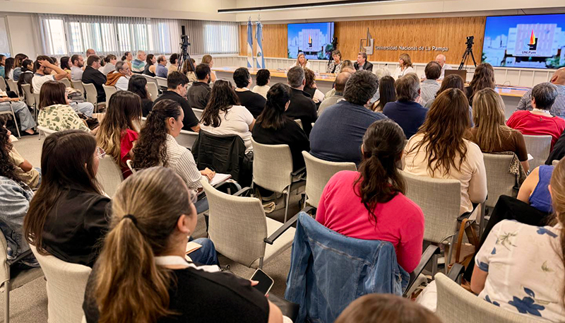 UNLPam encuentro referentes CentrosUniversitarios 27febrero2026