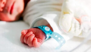 Bebe varon incubadora 1febrero2026