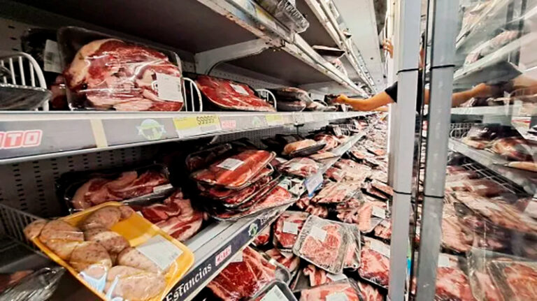 Supermercado gondola carne 10febrero2026