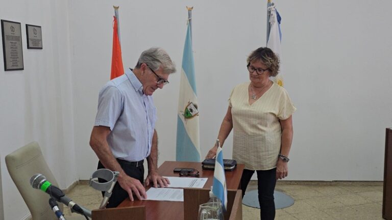 ConcejoDeliberante LarreaGriselda juramento 1marzo2026