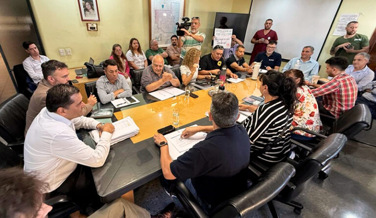 Paritaria Intersindical funcionarios gremialistas 11marzo2026