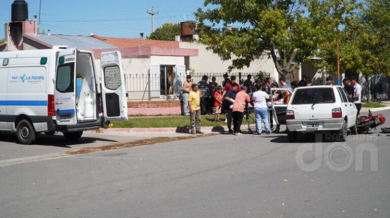 Choque FiatUno moto hospitalizados 27marzo2026