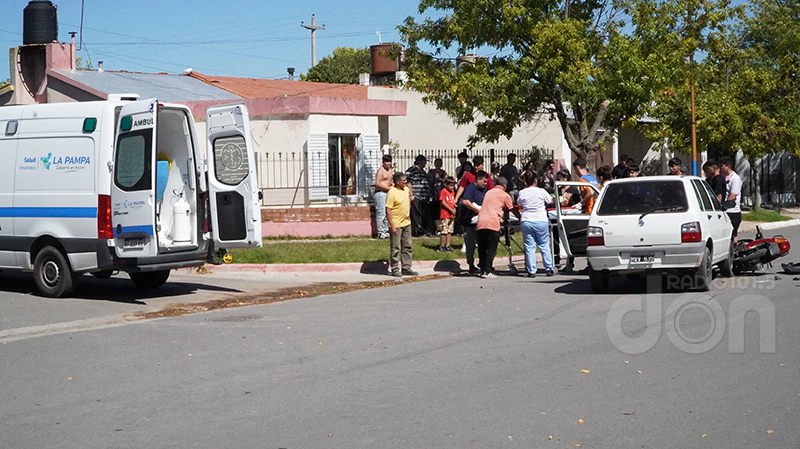 Choque FiatUno moto hospitalizados 27marzo2026