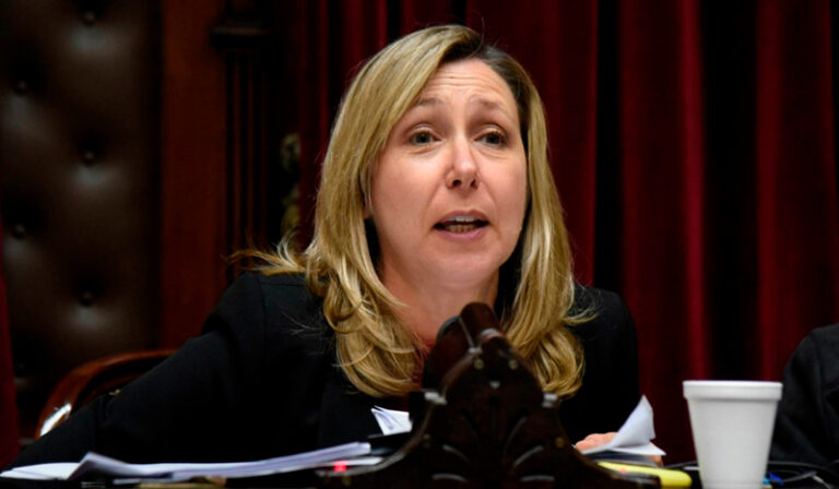 BregmanMyriam diputada izquierda 29abril2026