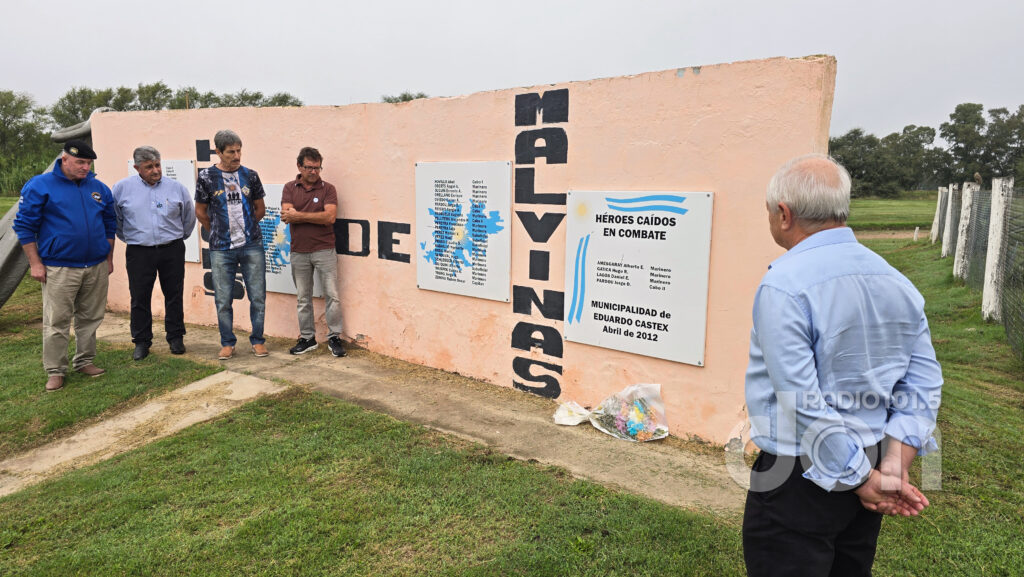 DiadeMalvinas excombatientes ofrenda floral monumento 2abril2026