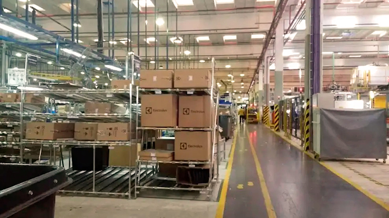 Electrolux fabrica heladeras cierre 27abril2026