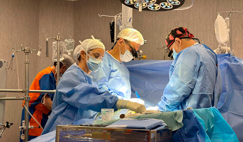 Hospital ReneFavaloro profesionales CardiopatiasCongenitas operacion 25abril2026