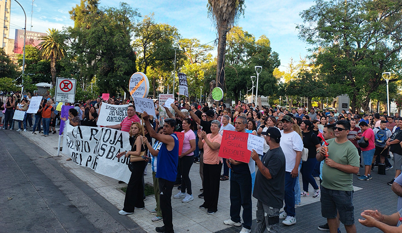 LaRioja protesta estatales 5abril2026