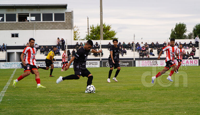 LigaPampeana RacingClub CostaBrava CobosRoberto jugada 5abril2026