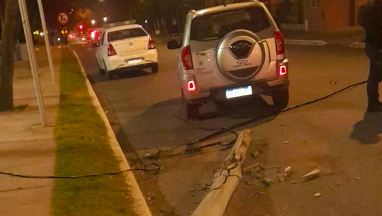 Chery alcoholizado choque alumbradopublico SantaRosa 30mayo2026