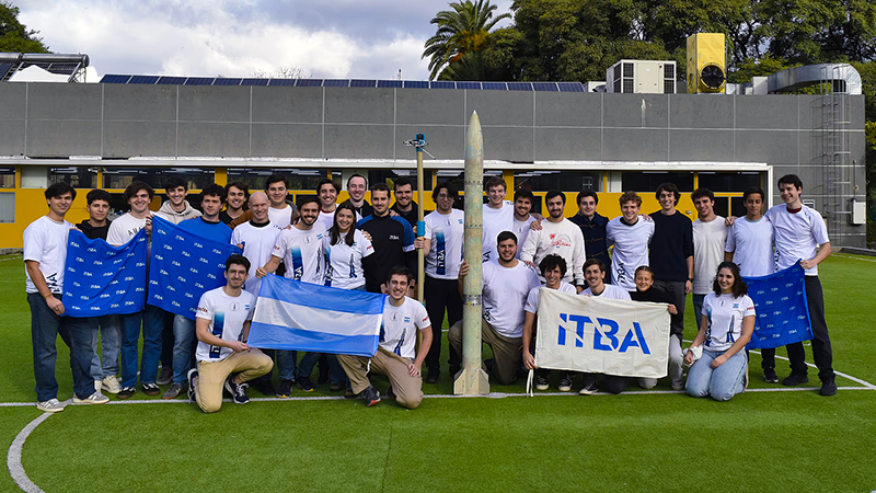 ITBA estudiantes cohete supersonico 13mayo2026