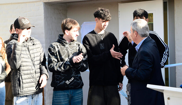 MiniHogares inauguracion AlvarezDiego jovenes 15mayo2026