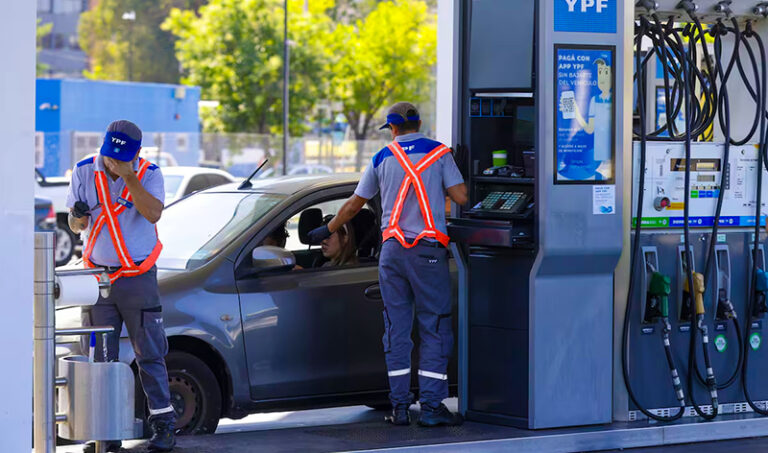 YPF estaciondeservicio trabajadores combustibles 13mayo2026